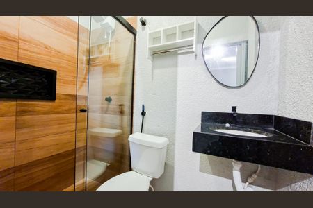 Banheiro de kitnet/studio para alugar com 1 quarto, 32m² em Jardim dos Pimentas, Guarulhos