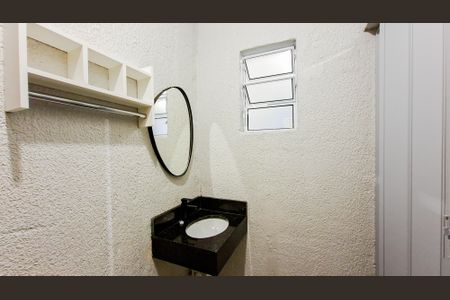 Banheiro de kitnet/studio para alugar com 1 quarto, 32m² em Jardim dos Pimentas, Guarulhos