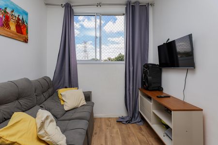 Sala de apartamento para alugar com 2 quartos, 40m² em Jardim Maria Duarte, São Paulo