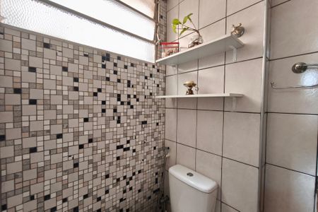 Apartamento à venda com 82m², 3 quartos e 1 vaga Apartamento à venda com 82m², 3 quartos e 1 vagaBanheiro Suíte