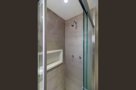 Apartamento à venda com 85m², 2 quartos e 2 vagasSuíte - Banheiro