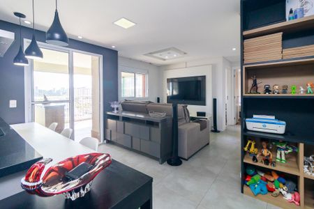 Sala de apartamento à venda com 2 quartos, 85m² em Santo Amaro, São Paulo