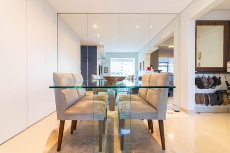 Sala de Jantar de apartamento à venda com 2 quartos, 90m² em Vila Olímpia, São Paulo