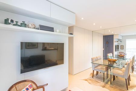 Apartamento à venda com 67m², 2 quartos e 1 vagaSala