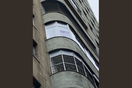 Apartamento para alugar com 150m², 3 quartos e 1 vagaFachada com Plaquinha