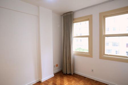 Apartamento para alugar com 150m², 3 quartos e 1 vagaQuarto