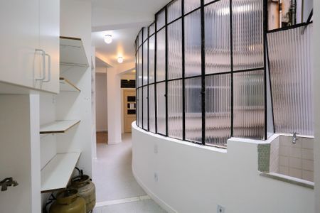 Apartamento para alugar com 150m², 3 quartos e 1 vagaÁrea de Serviço