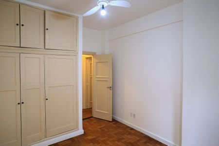 Apartamento para alugar com 150m², 3 quartos e 1 vagaQuarto