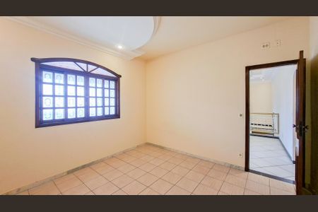 Casa para alugar com 260m², 4 quartos e 3 vagasQuarto 2