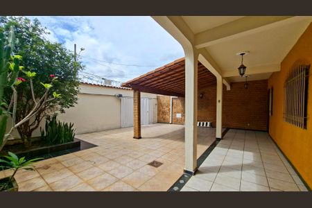 Casa para alugar com 260m², 4 quartos e 3 vagasGaragem