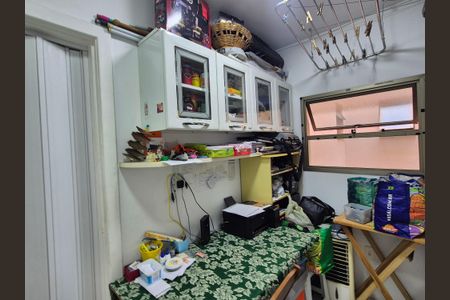 Apartamento à venda com 189m², 4 quartos e 2 vagasQuarto de Serviço 