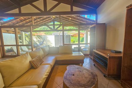 Casa para alugar com 3 quartos, 200m² em Balneario Praia do Pernambuco, Guarujá
