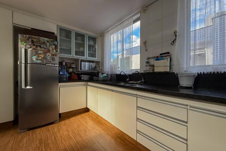 Apartamento à venda com 190m², 3 quartos e 2 vagas