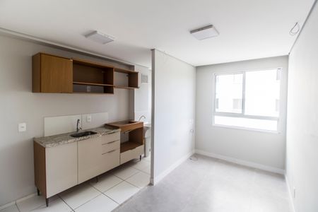 Sala  de apartamento para alugar com 1 quarto, 30m² em Chacara Santa Lucia, Carapicuíba
