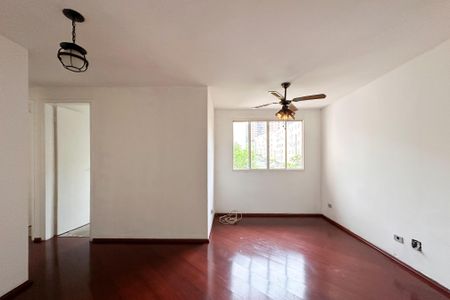 Apartamento para alugar com 73m², 3 quartos e 1 vagaSala