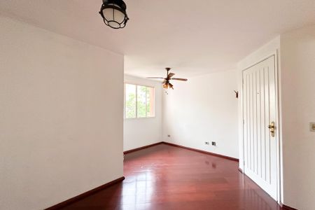 Apartamento para alugar com 73m², 3 quartos e 1 vagaSala