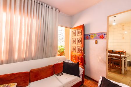 Sala  de casa à venda com 2 quartos, 125m² em Cipava, Osasco