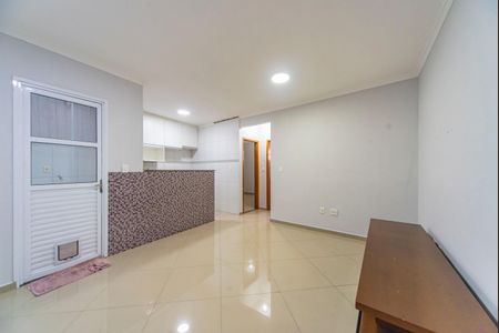 Sala de apartamento para alugar com 2 quartos, 51m² em Vila Luzita, Santo André
