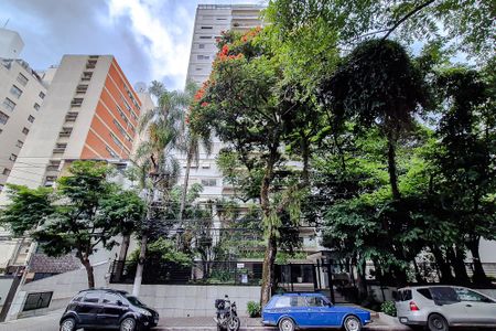 Apartamento à venda com 154m², 3 quartos e 2 vagas Apartamento à venda com 154m², 3 quartos e 2 vagasFachada - Plaquinha