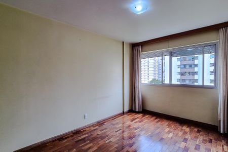 Apartamento à venda com 154m², 3 quartos e 2 vagas Apartamento à venda com 154m², 3 quartos e 2 vagasQuarto 2