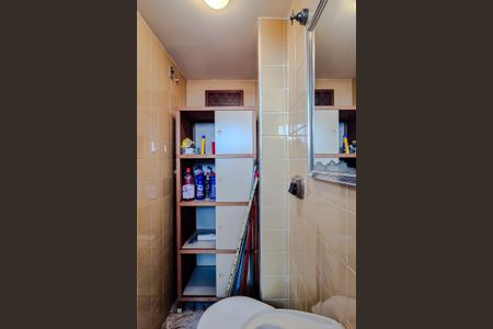 Apartamento à venda com 154m², 3 quartos e 2 vagas Apartamento à venda com 154m², 3 quartos e 2 vagasBanheiro de serviço