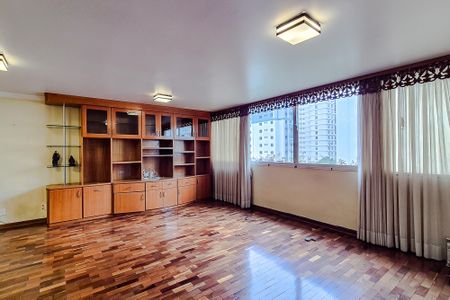 Apartamento à venda com 154m², 3 quartos e 2 vagas Apartamento à venda com 154m², 3 quartos e 2 vagasSala