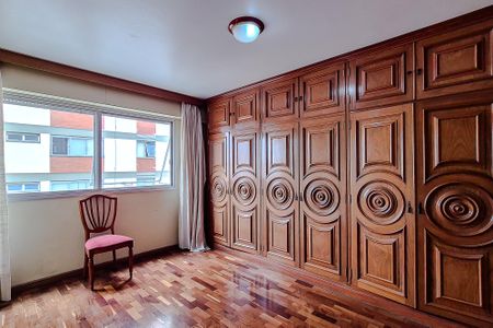 Apartamento à venda com 154m², 3 quartos e 2 vagas Apartamento à venda com 154m², 3 quartos e 2 vagasQuarto 3