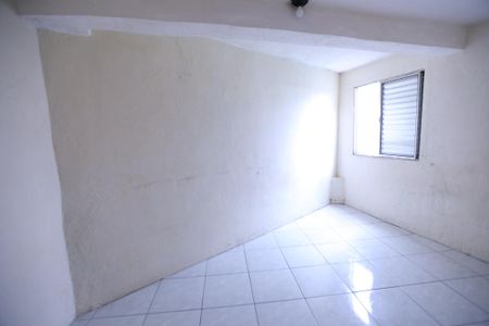 Quarto de casa para alugar com 1 quarto, 70m² em Vila Fanton, São Paulo