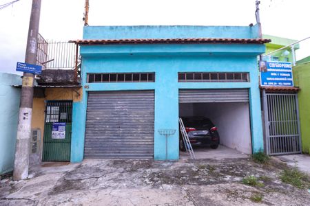 Casa para alugar com 70m², 1 quarto e 1 vaga Casa para alugar com 70m², 1 quarto e 1 vagaFachada