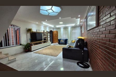 Casa à venda com 257m², 3 quartos e 3 vagasFoto 08