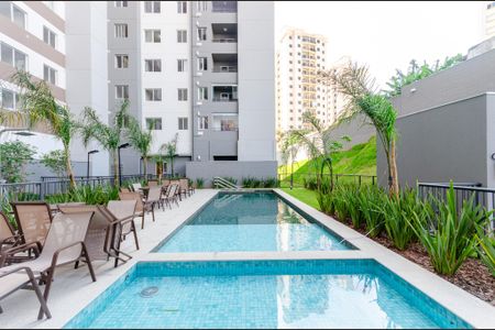 Apartamento para alugar com 36m², 2 quartos e sem vagaÁrea comum - Piscina