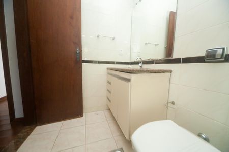Apartamento à venda com 105m², 3 quartos e 2 vagas Apartamento à venda com 105m², 3 quartos e 2 vagasBanheiro Social