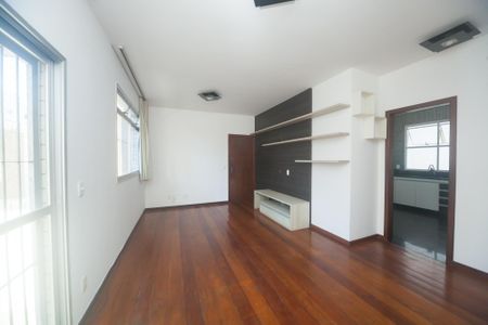 Apartamento à venda com 105m², 3 quartos e 2 vagas Apartamento à venda com 105m², 3 quartos e 2 vagassala