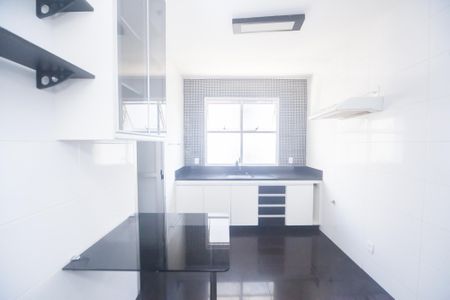 Apartamento à venda com 105m², 3 quartos e 2 vagas Apartamento à venda com 105m², 3 quartos e 2 vagasCozinhaCozinha