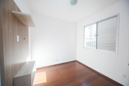 Apartamento à venda com 105m², 3 quartos e 2 vagas Apartamento à venda com 105m², 3 quartos e 2 vagasquarto 2