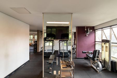 Apartamento à venda com 160m², 3 quartos e 3 vagas Apartamento à venda com 160m², 3 quartos e 3 vagasAcademia