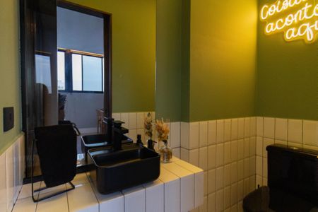 Apartamento à venda com 160m², 3 quartos e 3 vagas Apartamento à venda com 160m², 3 quartos e 3 vagasLavabo