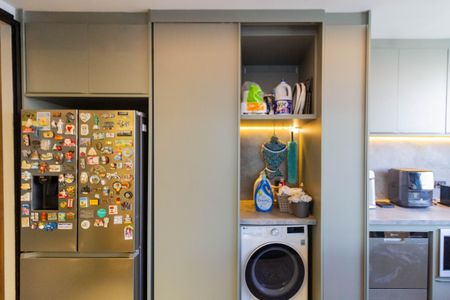 Apartamento à venda com 160m², 3 quartos e 3 vagas Apartamento à venda com 160m², 3 quartos e 3 vagasÁrea de Serviço