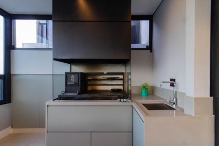 Apartamento à venda com 160m², 3 quartos e 3 vagas Apartamento à venda com 160m², 3 quartos e 3 vagasChurrasqueira