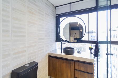 Apartamento à venda com 160m², 3 quartos e 3 vagas Apartamento à venda com 160m², 3 quartos e 3 vagasBanheiro