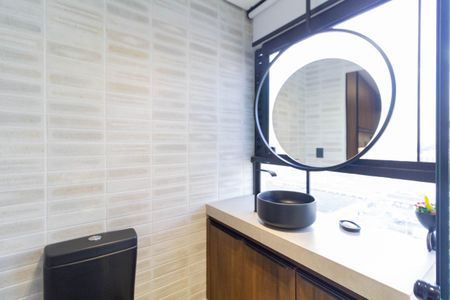 Apartamento à venda com 160m², 3 quartos e 3 vagas Apartamento à venda com 160m², 3 quartos e 3 vagasBanheiro