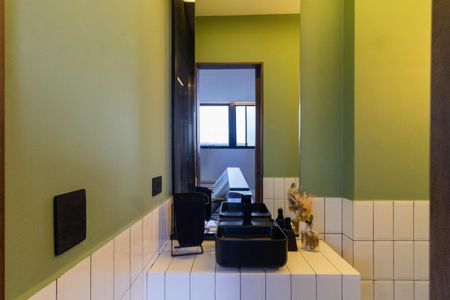 Apartamento à venda com 160m², 3 quartos e 3 vagas Apartamento à venda com 160m², 3 quartos e 3 vagasLavabo