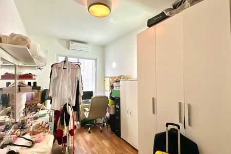 Apartamento à venda com 201m², 3 quartos e 1 vaga