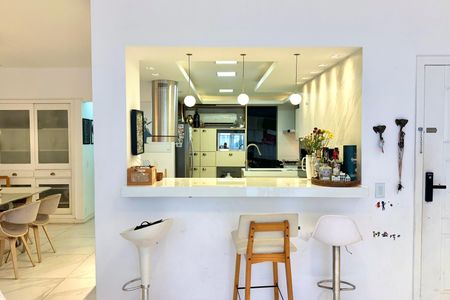 Apartamento à venda com 201m², 3 quartos e 1 vaga