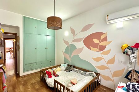 Apartamento à venda com 201m², 3 quartos e 1 vaga