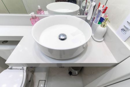 Apartamento para alugar com 42m², 2 quartos e sem vagaBanheiro