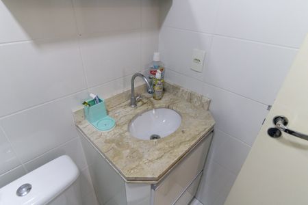 Apartamento à venda com 63m², 3 quartos e 1 vaga Apartamento à venda com 63m², 3 quartos e 1 vagaBanheiro da Suíte