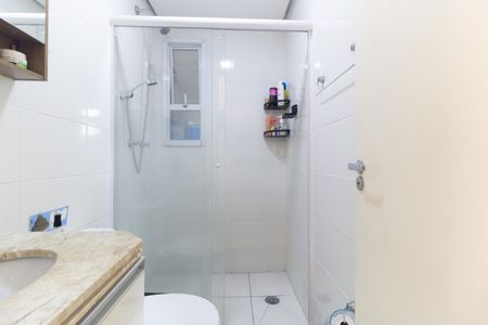 Apartamento à venda com 63m², 3 quartos e 1 vaga Apartamento à venda com 63m², 3 quartos e 1 vagaBanheiro Social