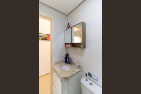 Apartamento à venda com 63m², 3 quartos e 1 vaga Apartamento à venda com 63m², 3 quartos e 1 vagaBanheiro Social