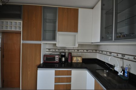 Apartamento à venda com 66m², 2 quartos e 1 vagaCozinha